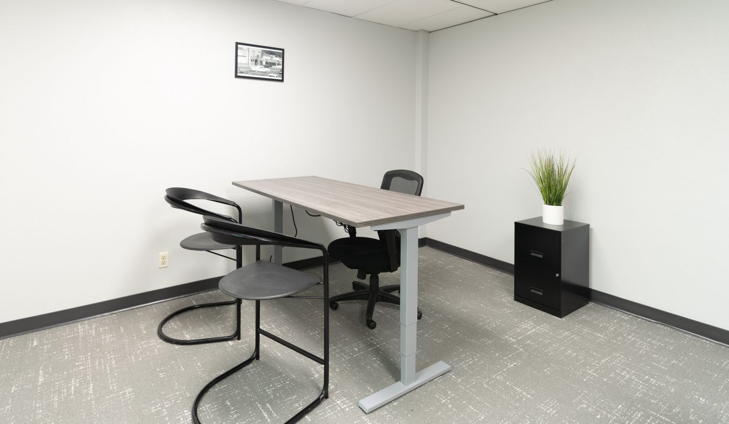 Suite 102-8